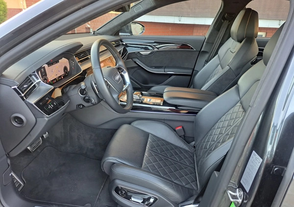 Audi S8 cena 429999 przebieg: 99000, rok produkcji 2020 z Wałbrzych małe 596